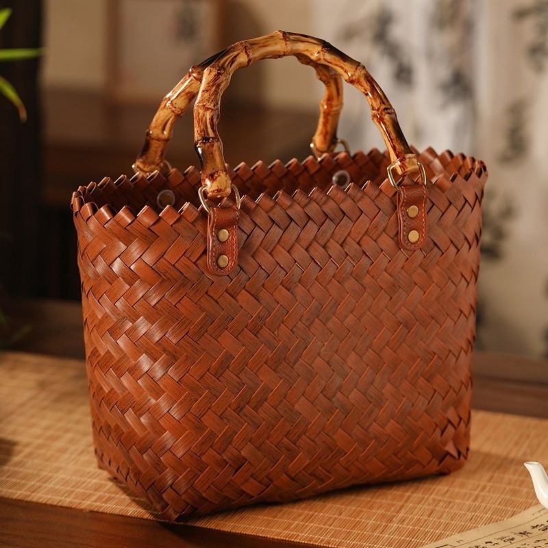 Basket Bag Wicker - Pure handmade handbag commuter cosmetic bag