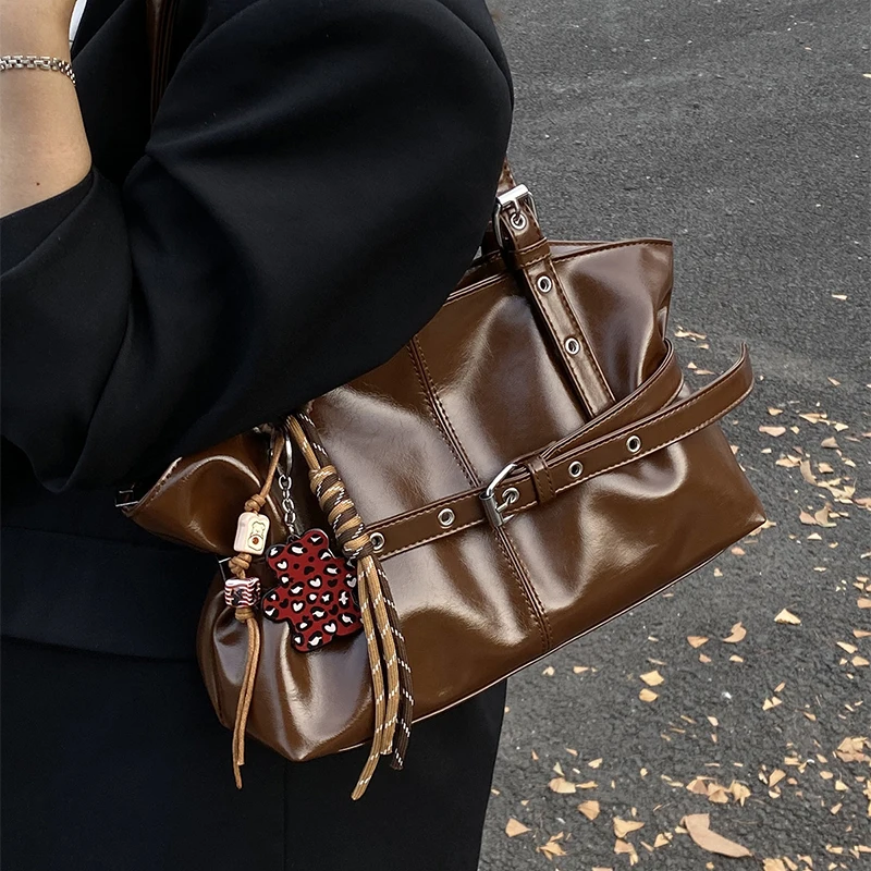 Fashionable Designer Tote Bag  - Women Bags Premium Brands のレビューと価格