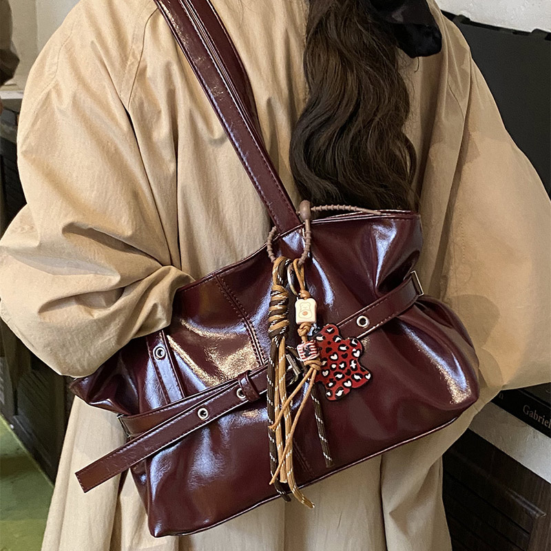 Fashionable Designer Tote Bag  - Women Bags Premium Brands のレビューと価格