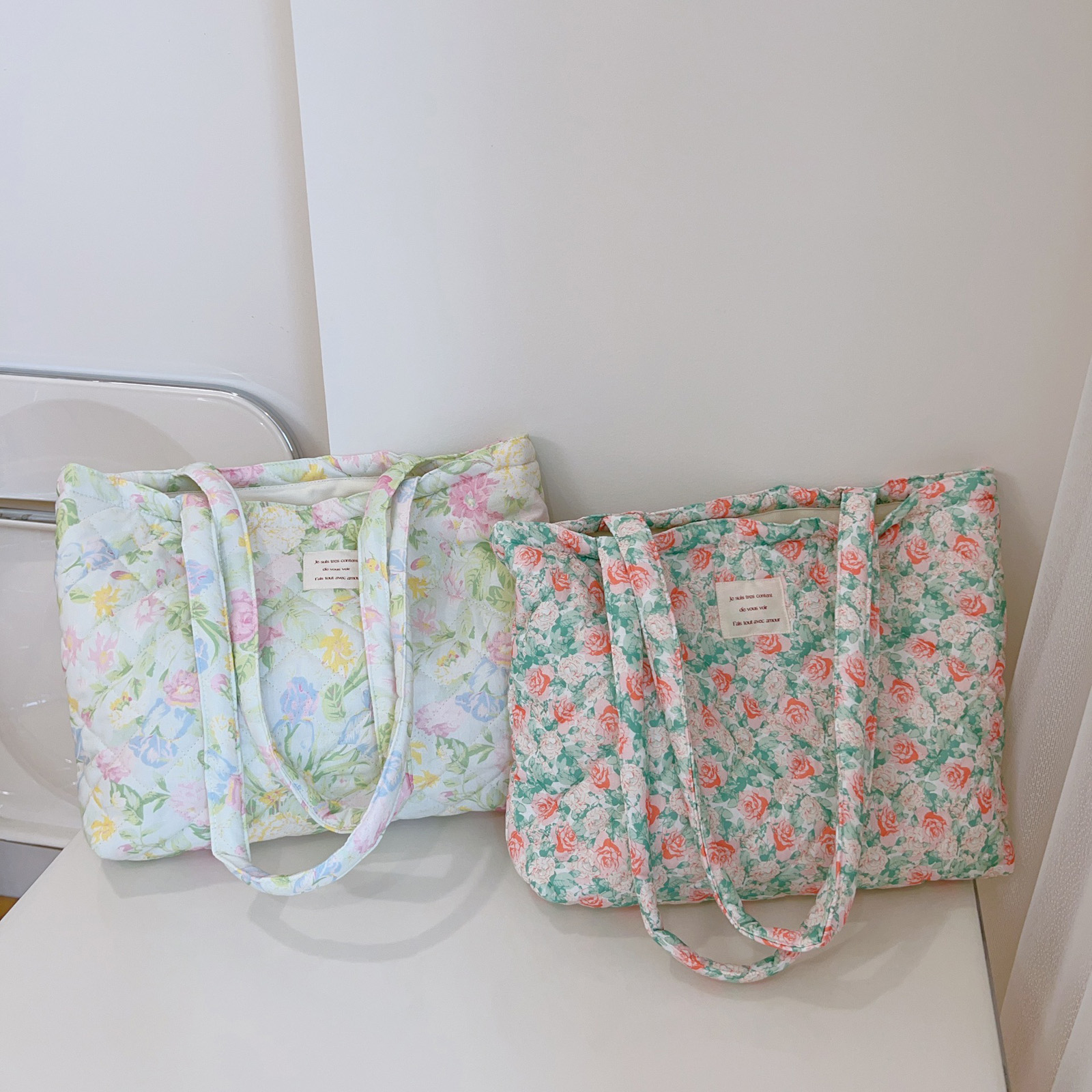 French Floral Quilted Tote Bag - Women Bags Medium Size のレビューと価格